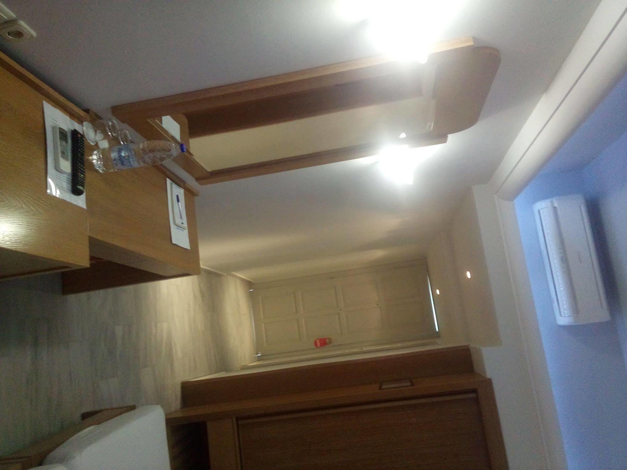 Anita Beach Hotel- Adults Only Ретимно Экстерьер фото