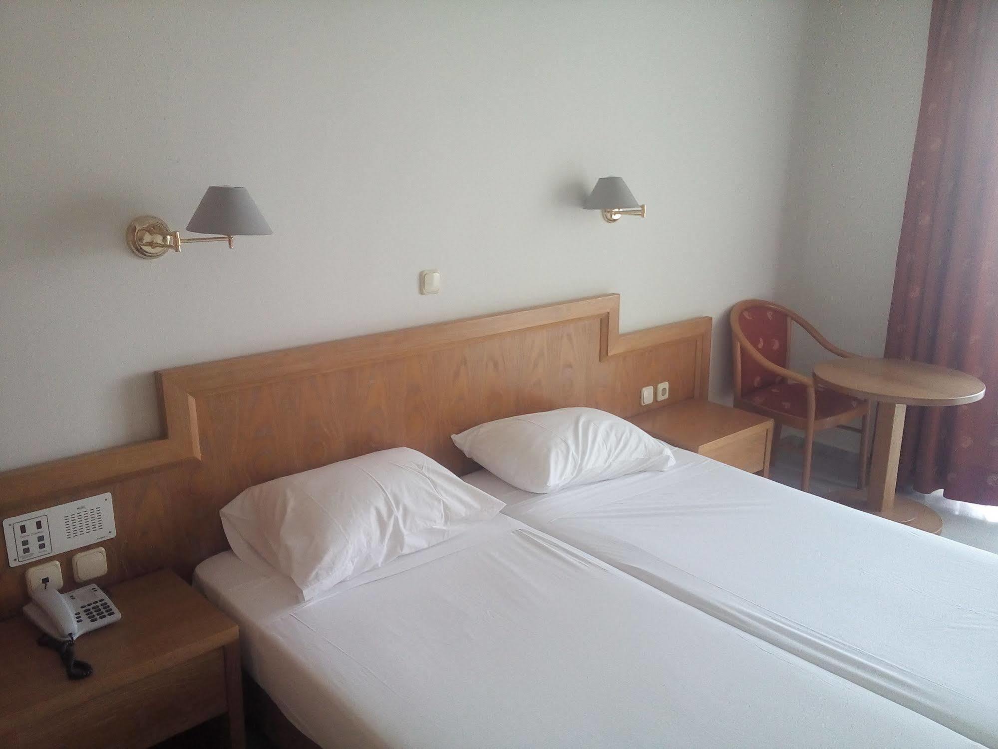 Anita Beach Hotel- Adults Only Ретимно Экстерьер фото