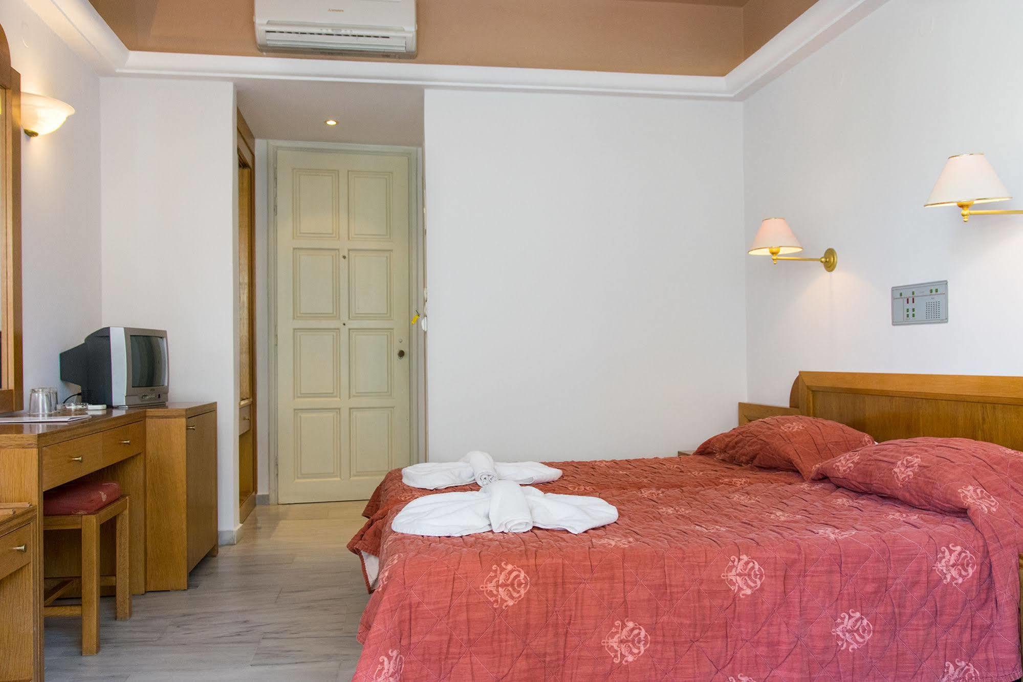Anita Beach Hotel- Adults Only Ретимно Экстерьер фото