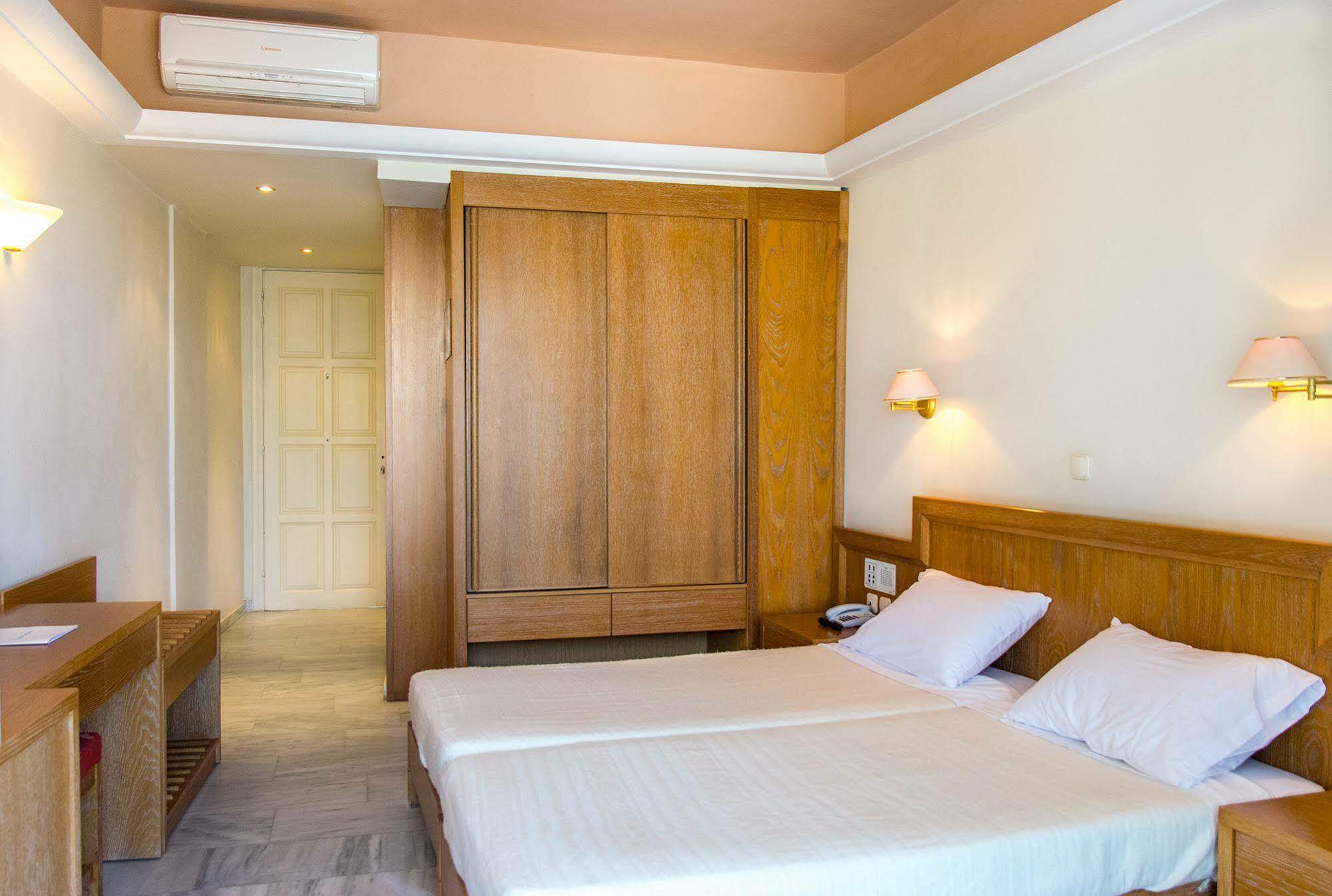Anita Beach Hotel- Adults Only Ретимно Экстерьер фото